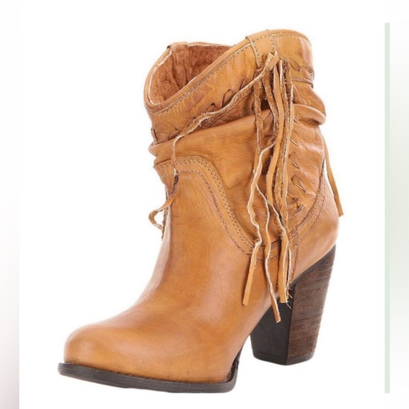 naughty monkey Shoes - Naughty Monkey size 6 women’s genuine leather heeled ankle boots with fringe